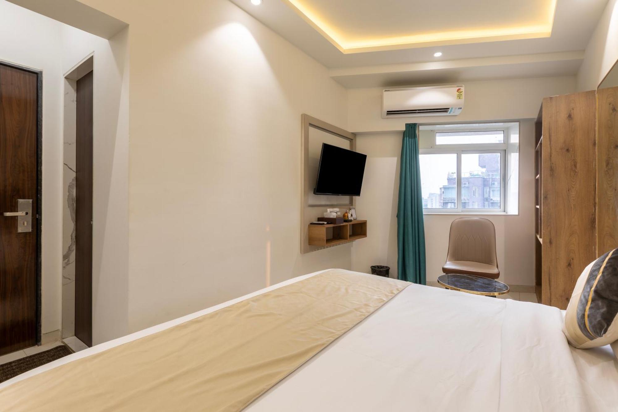 מומביי The Orion Premium Suites מראה חיצוני תמונה
