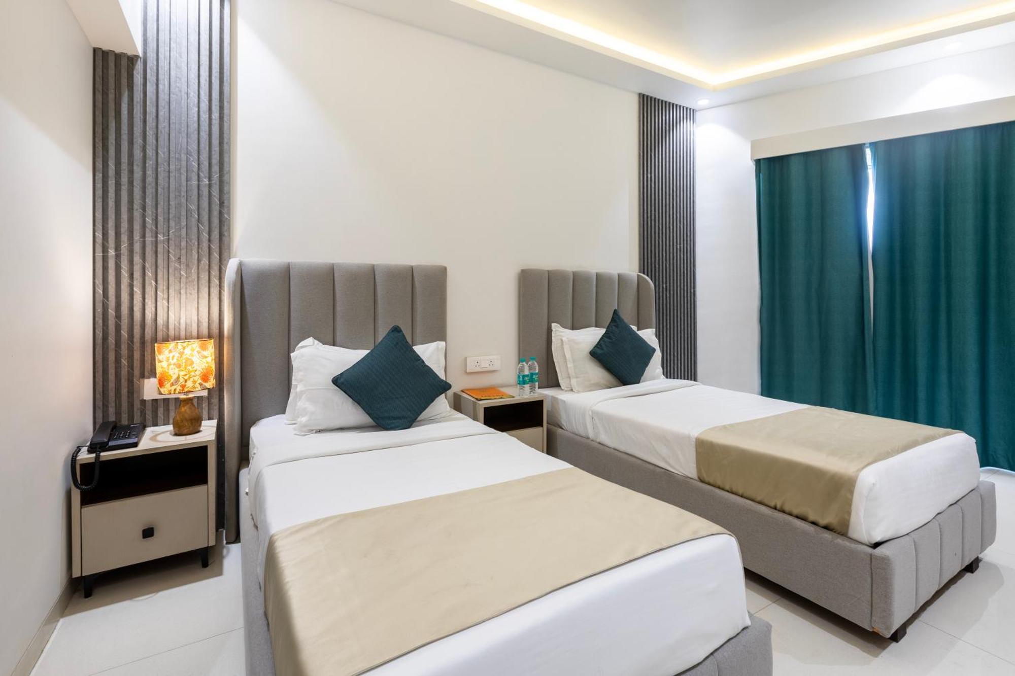 מומביי The Orion Premium Suites מראה חיצוני תמונה