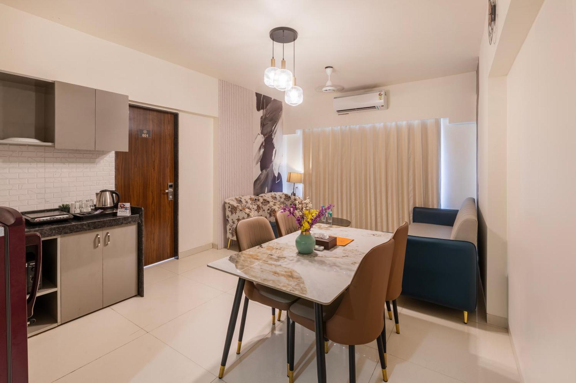 מומביי The Orion Premium Suites מראה חיצוני תמונה