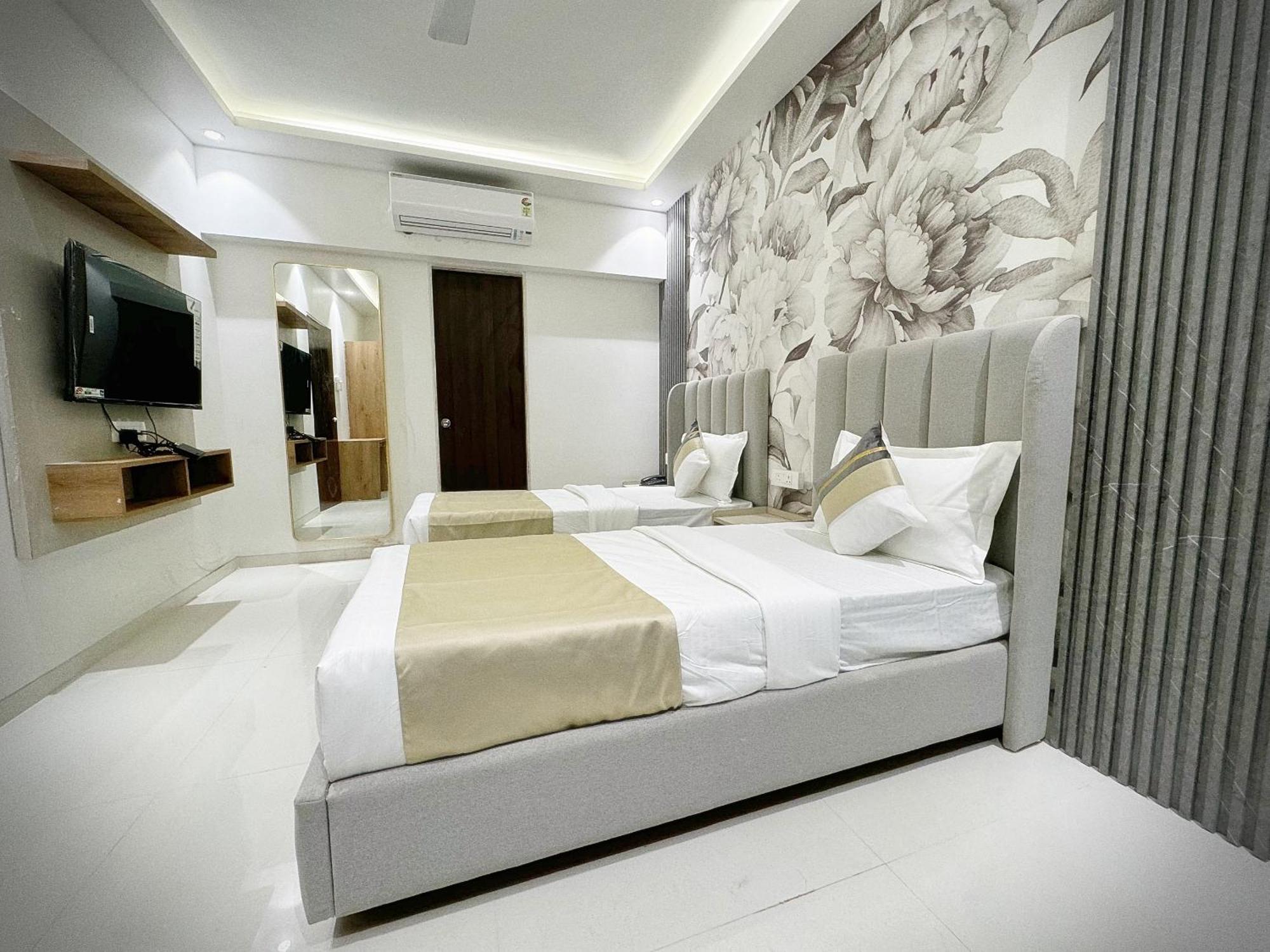 מומביי The Orion Premium Suites מראה חיצוני תמונה