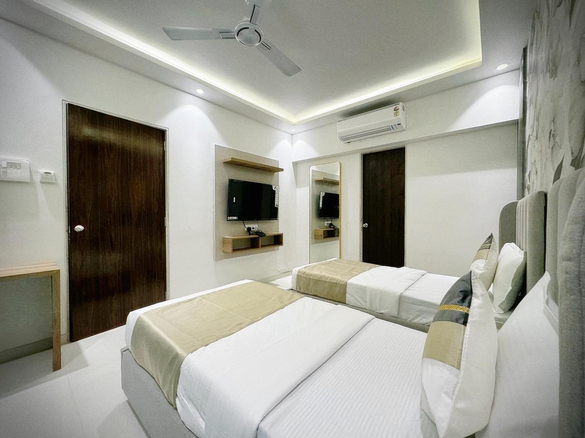 מומביי The Orion Premium Suites מראה חיצוני תמונה